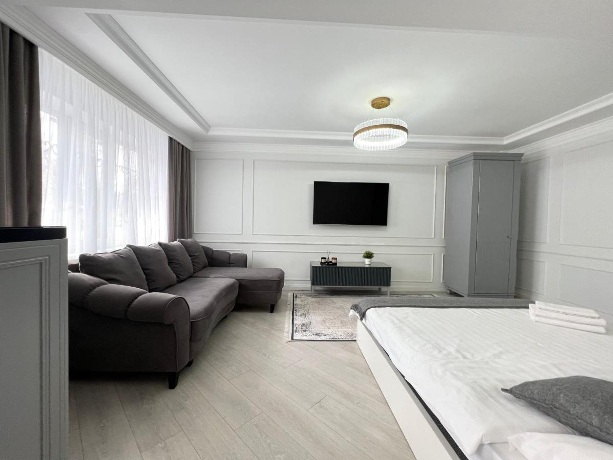 Студия В Скандинавском Стиле Pavlodar Extérieur photo